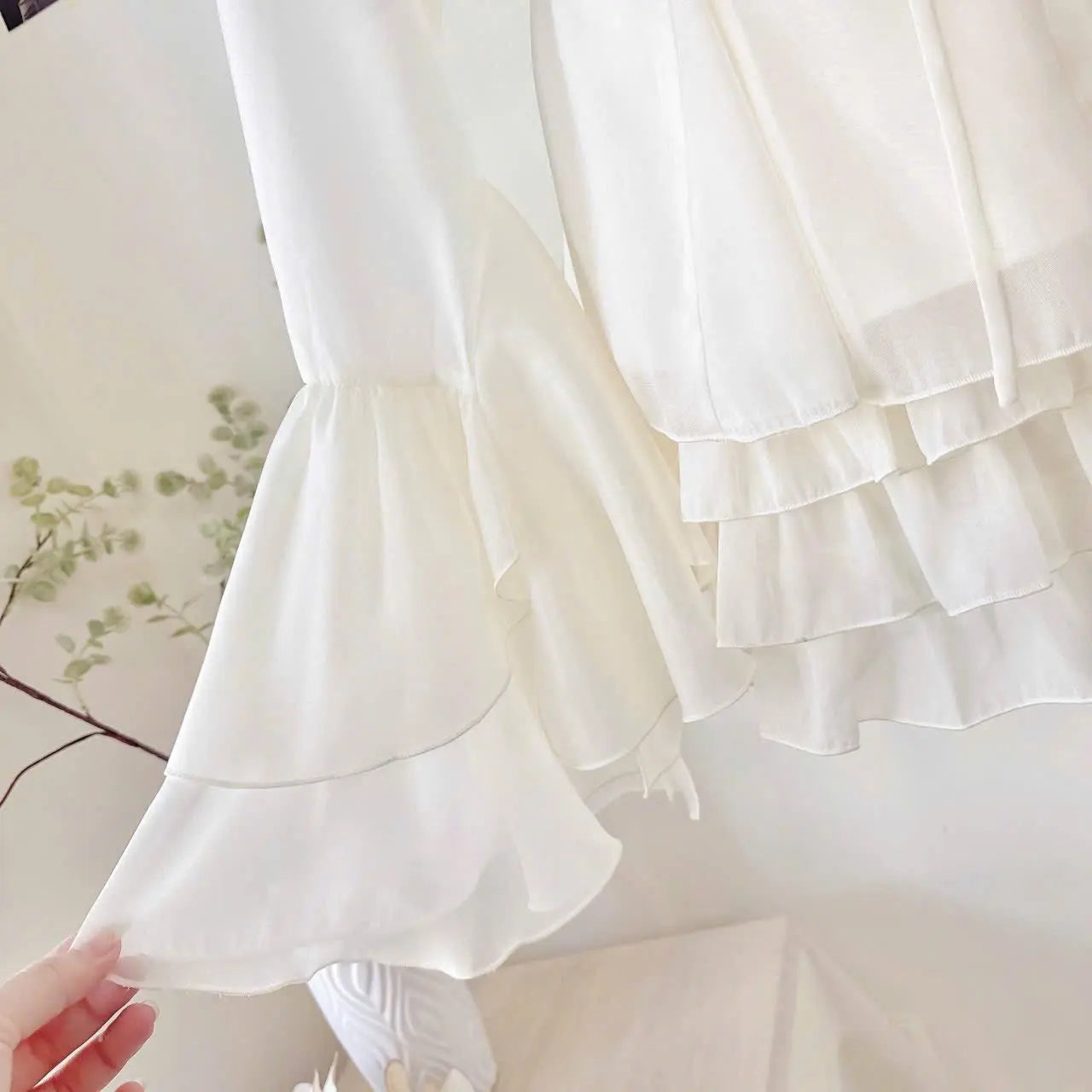 High Quality Elegant White Sheer Chiffon Ruffle Blouse for Women